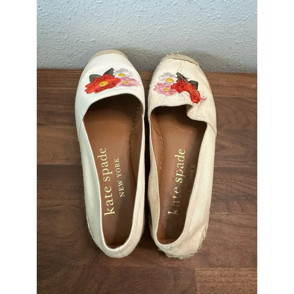 Kate Spade Cream Dahlia Espadrille Flat Loafers w Floral Embroidery Size 8